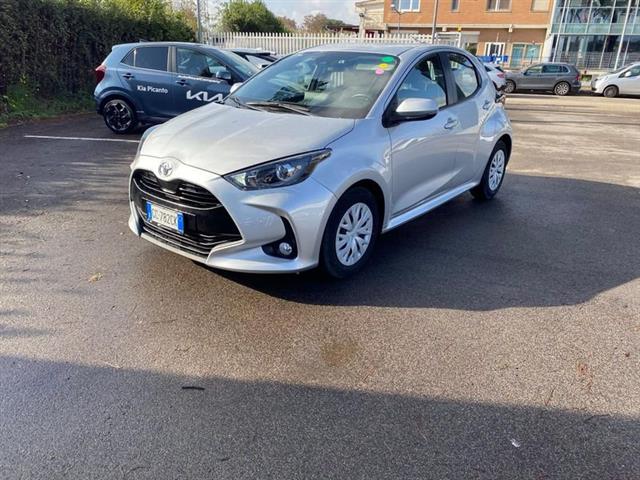 TOYOTA YARIS 1.0 5 porte Active