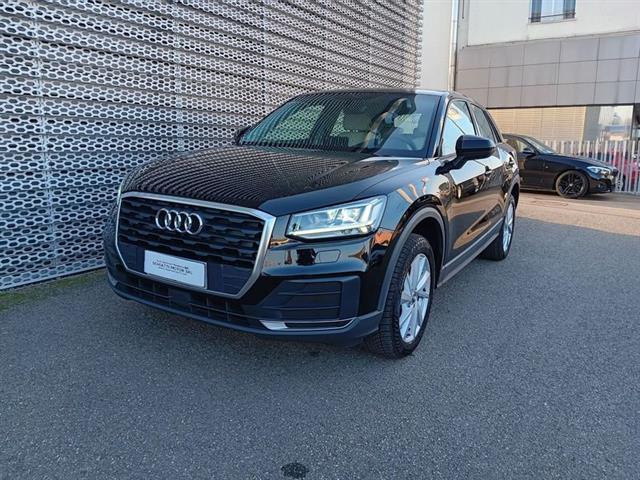 AUDI Q2 30 TDI Business