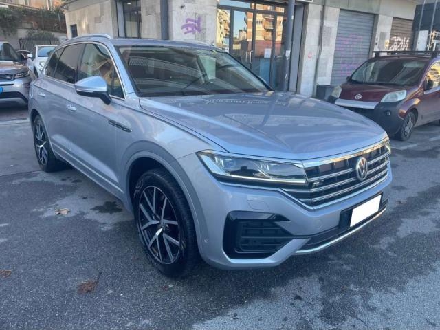 VOLKSWAGEN Touareg 3.0 V6 tdi Adv R-Line Exterior Pack tiptronic