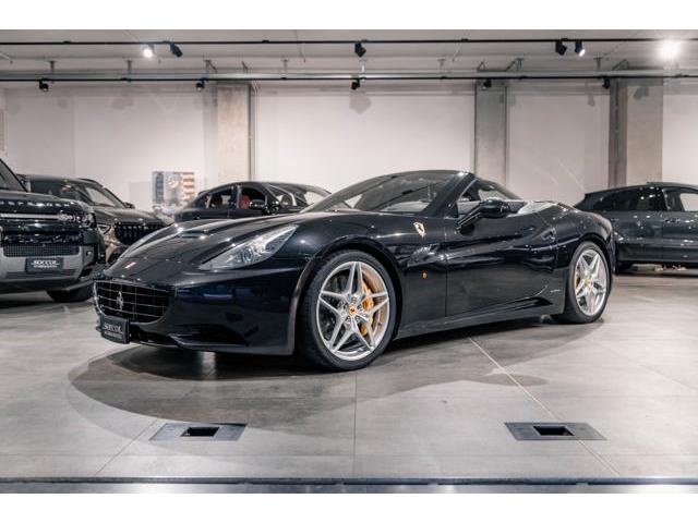 FERRARI CALIFORNIA DCT*SERVICE BOOK*100Photos soccol.it