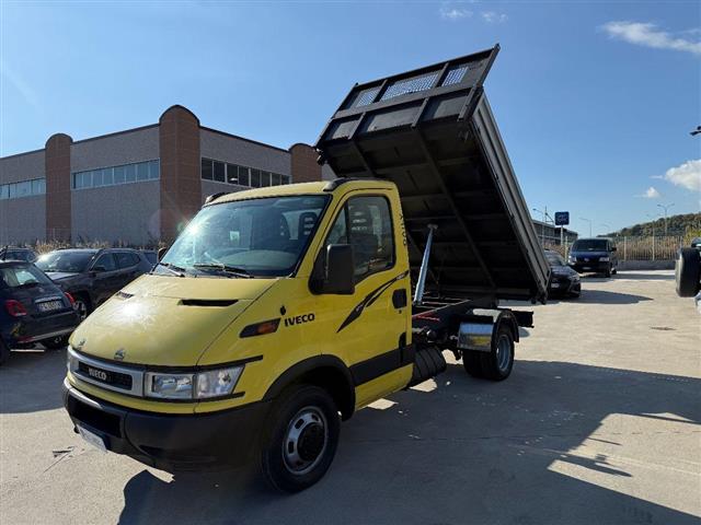 IVECO DAILY 50c13/2.8 RIBALTABILE Daily 35.12 2.8 TDI PC-TN Furg. Classic.