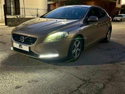 VOLVO V40 D2 1.6 Momentum