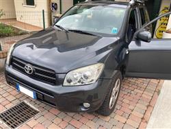 TOYOTA RAV4 2.2 D-4D 136 CV