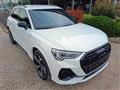 AUDI Q3 45 TFSI e S tronic S Identity Black