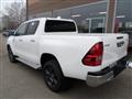 TOYOTA HILUX 2.4 D-4D A/T 4WD 4 porte Double Cab Lounge