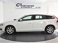 VOLVO V60 (2010) D3 Geartronic-Xenon-Bluetooth-Navi-Uni Proprietar.