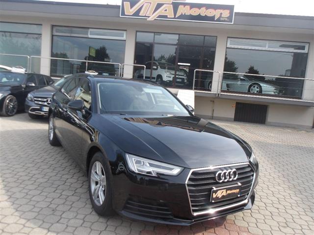 AUDI A4 Avant 35 TDI S tronic Business