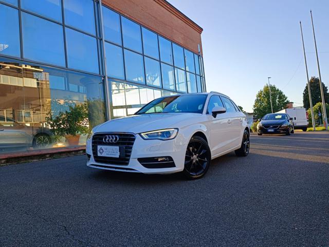 AUDI A3 SPORTBACK SPB 1.6 TDI clean diesel Attraction