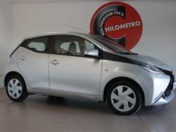 TOYOTA AYGO 1.0 VVT-i 69 CV 5 porte x-play Nazionale