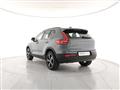 VOLVO XC40 B3 automatico Plus Dark