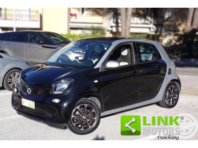 SMART FORFOUR 70 1.0 Passion-Possibile garanzia di 1anno