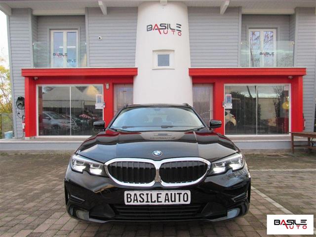 BMW Serie 3 318d Touring Msport