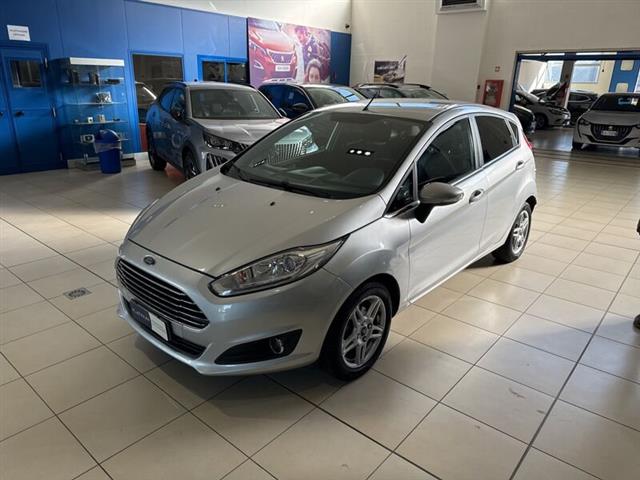 FORD FIESTA 1.5 TDCi 75CV 5 porte Titanium