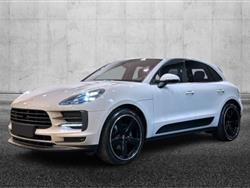 PORSCHE MACAN 2.0