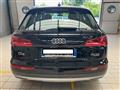 AUDI Q5 40 TDI quattro S tronic Business Sport