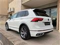 VOLKSWAGEN TIGUAN 2.0 TDI 150 CV SCR DSG R-Line LUCI AMBIENTE