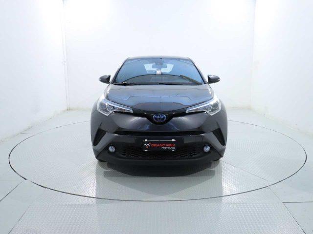 TOYOTA C-HR 1.8 Hybrid E-CVT Business