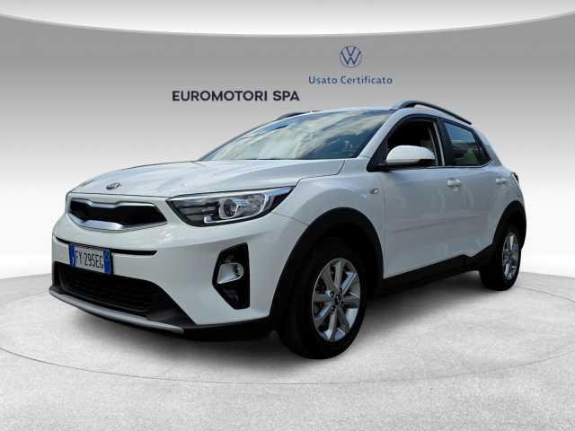 KIA STONIC 