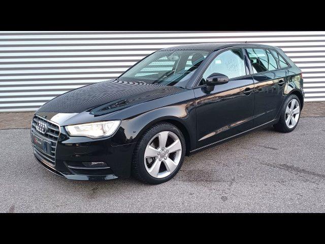 AUDI A3 SPORTBACK SPORTBACK 1.6 TDI S-TRONIC AMBITION