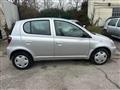 TOYOTA YARIS 1.0i 16V cat 5 porte Sol