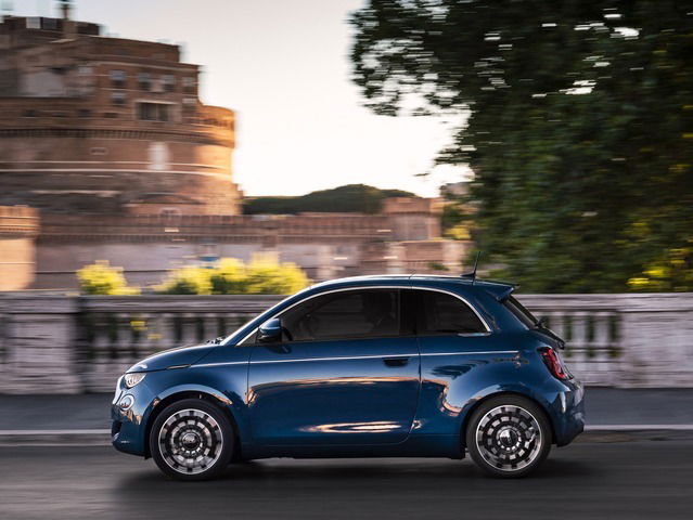 FIAT 500 ELECTRIC 500e Cabrio 42 kWh La Prima