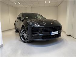 PORSCHE MACAN 2.0