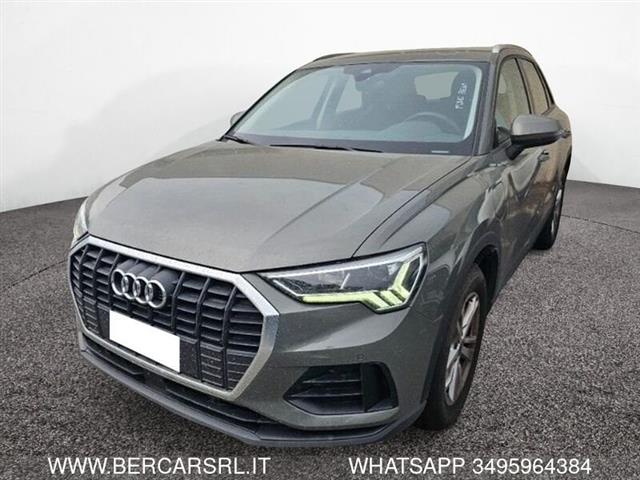 AUDI Q3 45 TFSI e S tronic Business