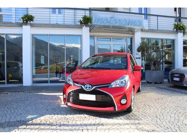 TOYOTA YARIS 1.5 Hybrid 5 porte Cool " Neopatentati "