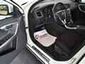 VOLVO V60 (2010) D3 Geartronic-Xenon-Bluetooth-Navi-Uni Proprietar.