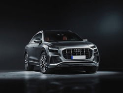 AUDI Q8 SQ8 TFSI quattro tiptronic