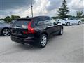 VOLVO XC60 B4 (d) Geartronic R-design