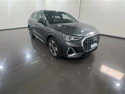 AUDI Q3 40 TFSI quattro S tronic S line edition