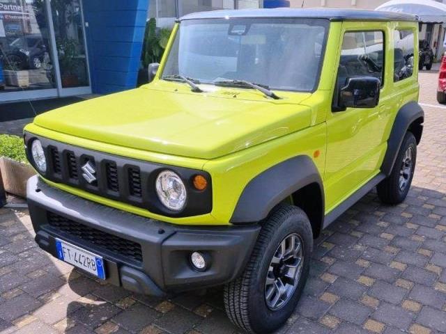 SUZUKI JIMNY 1.5 5MT Top