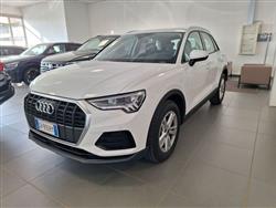 AUDI Q3 35 TFSI Business