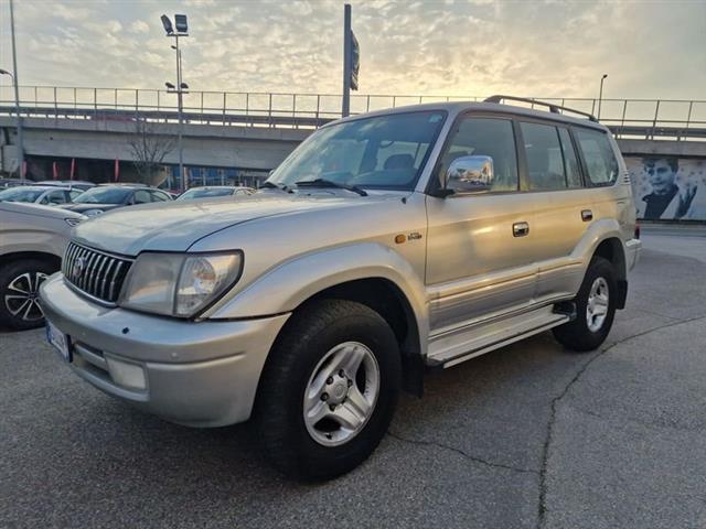 TOYOTA LAND CRUISER 3.0 Tdi D-4D cat 5 porte KDJ95 GX