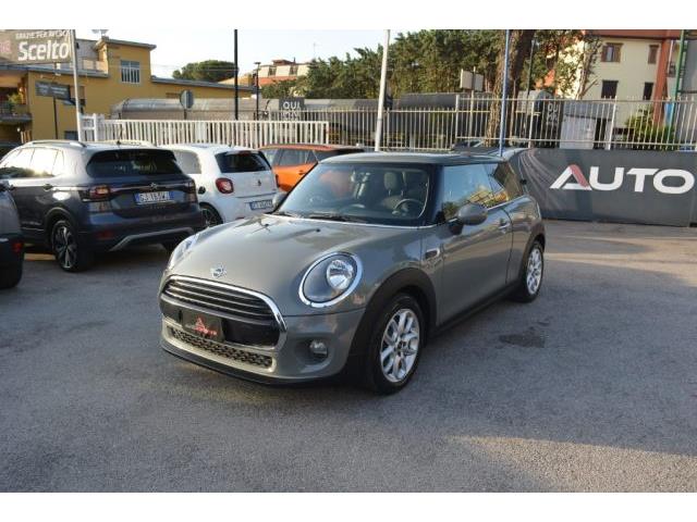 MINI MINI 3 PORTE 1.5 Cooper D Business AUTOMATICA