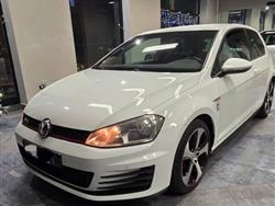 VOLKSWAGEN Golf 2.0 tsi Gti 3p