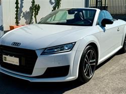 AUDI TT Roadster 2.0 TDI ultra Design