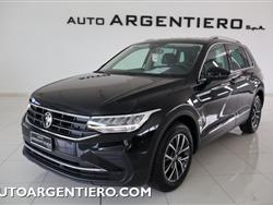 VOLKSWAGEN TIGUAN 2.0 TDI 150 CV SCR DSG Life SOLI 57.759KM!!!