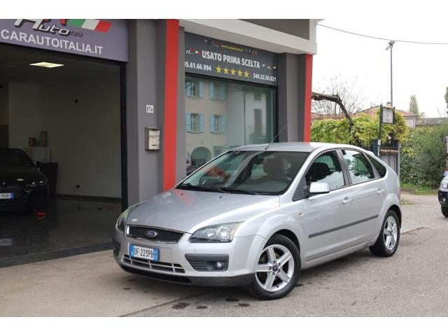 FORD FOCUS 1.6 TDCi 90CV Berlina 5Porte per NEOPATENTATI UniP