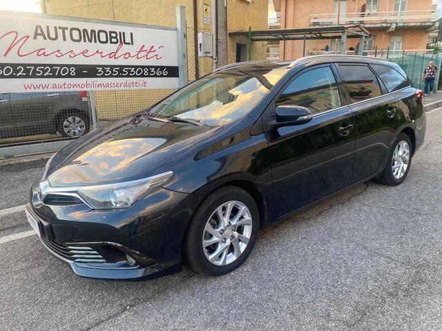 TOYOTA AURIS 1.6 D-4D BUSINESS