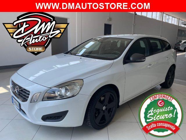 VOLVO V60 (2010) D2 1.6 Powershift Momentum