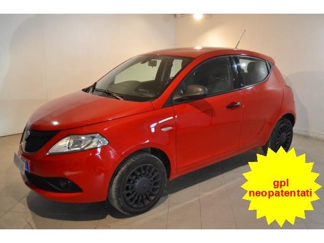 LANCIA YPSILON 1.2 69 CV 5 porte GPL Ecochic Elefantino Blu