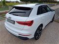 AUDI Q3 45 TFSI e S tronic S Identity Black