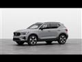 VOLVO XC40 B3 GEARTRONIC PLUS DARK