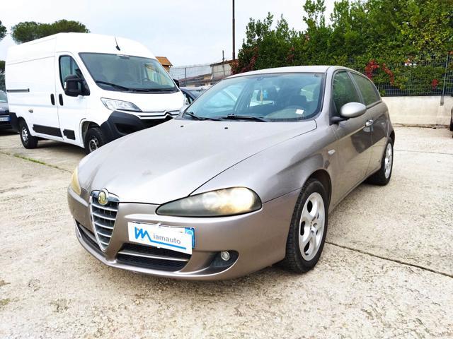 ALFA ROMEO 147 1.9jtm 120cv CLIMA STEREO FENDINEBBIA