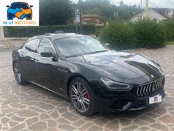 MASERATI GHIBLI V6 430 CV Gransport