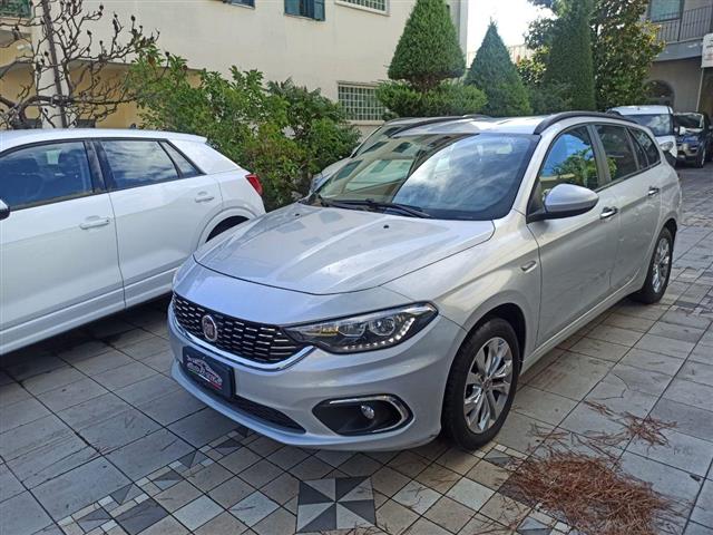 FIAT Tipo 1.6 Mjt S&S 5p. Easy Business