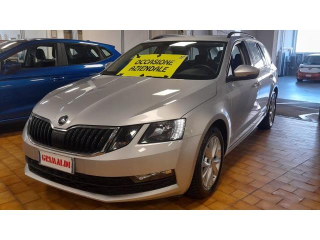 SKODA OCTAVIA 1.6 TDI SCR DSG Wagon Executive NAVI