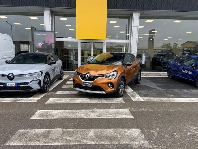 RENAULT NUOVO CAPTUR Blue dCi 115 CV EDC Intens